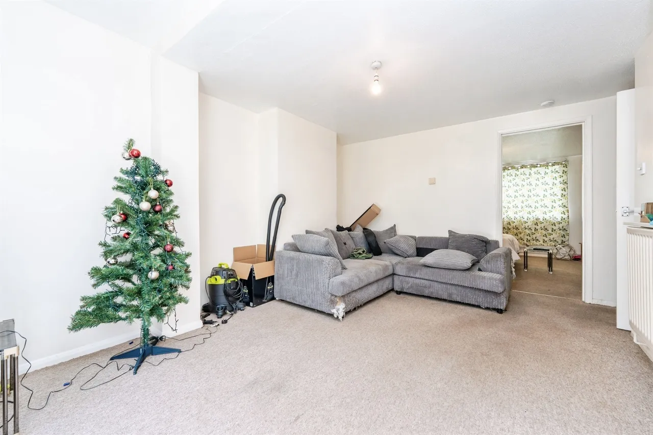 Rutland Avenue, High Wycombe, HP12, photo 6