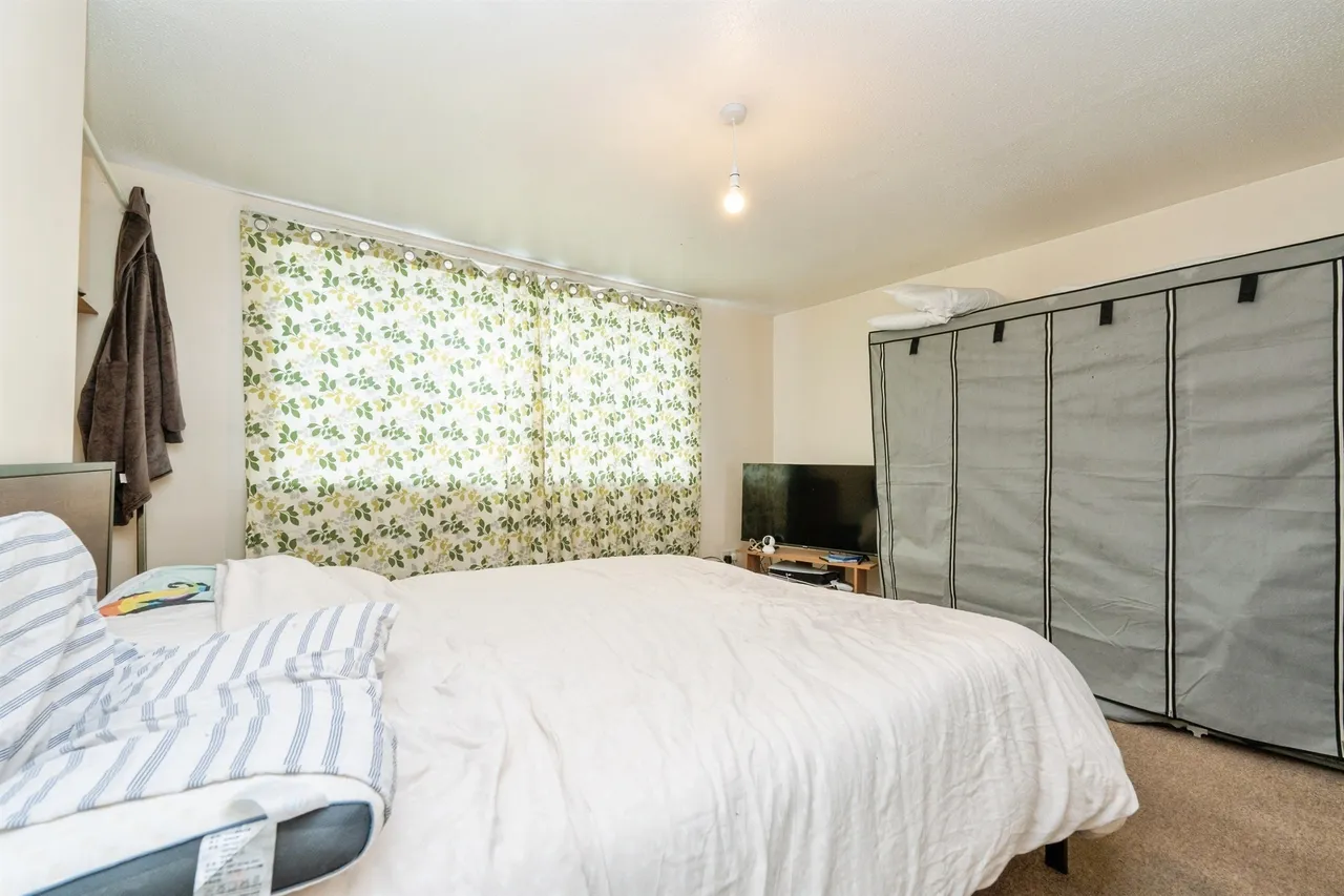 Rutland Avenue, High Wycombe, HP12, photo 11
