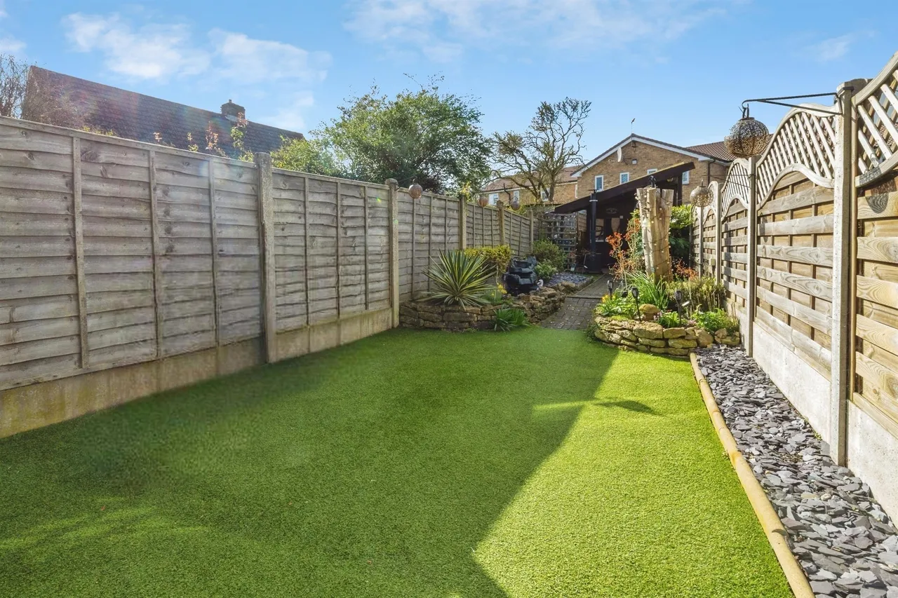 Chapel Lane, Nettleham, Lincoln, photo 12