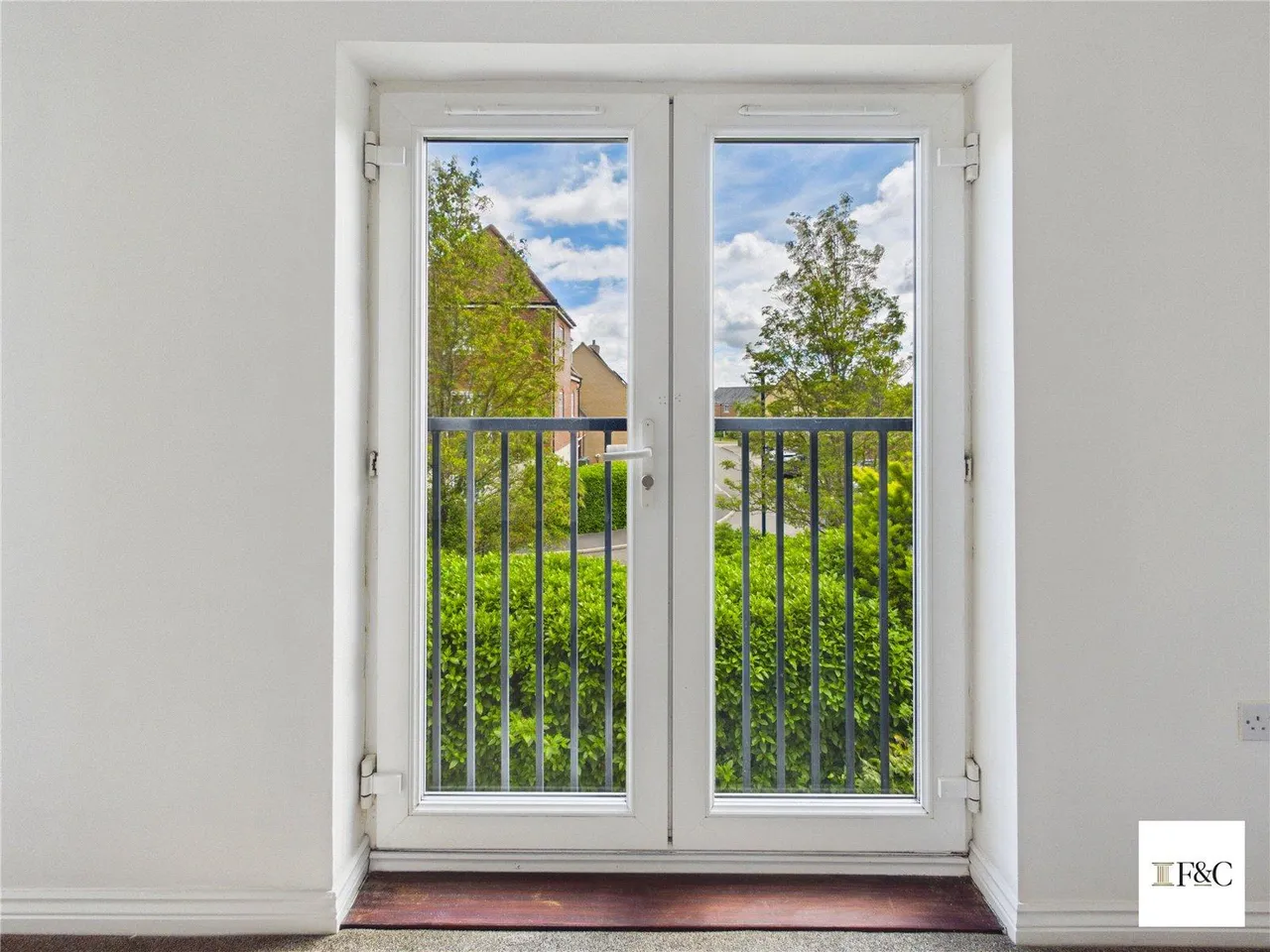 No Upward Chain, Stunning Four-Bedroom Townhouse, photo 19