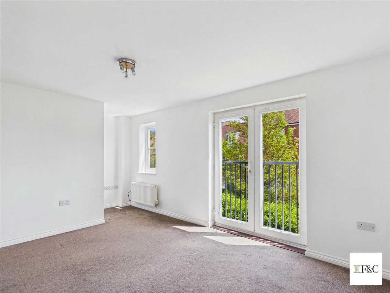 No Upward Chain, Stunning Four-Bedroom Townhouse, photo 18