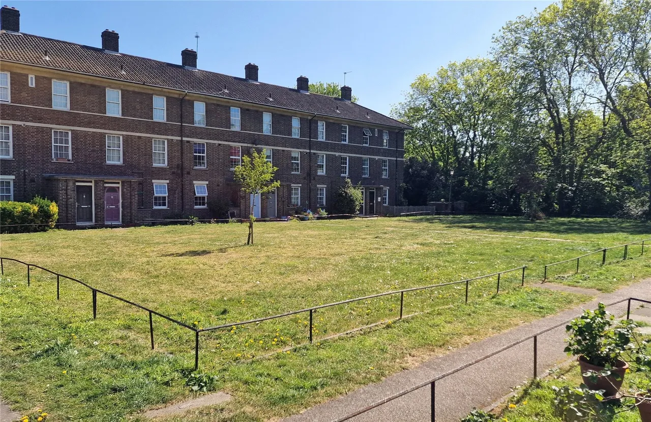 Pond Close, London, SE3, photo 18