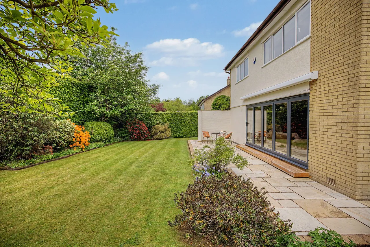 Oakwood Drive, Macclesfield, photo 19