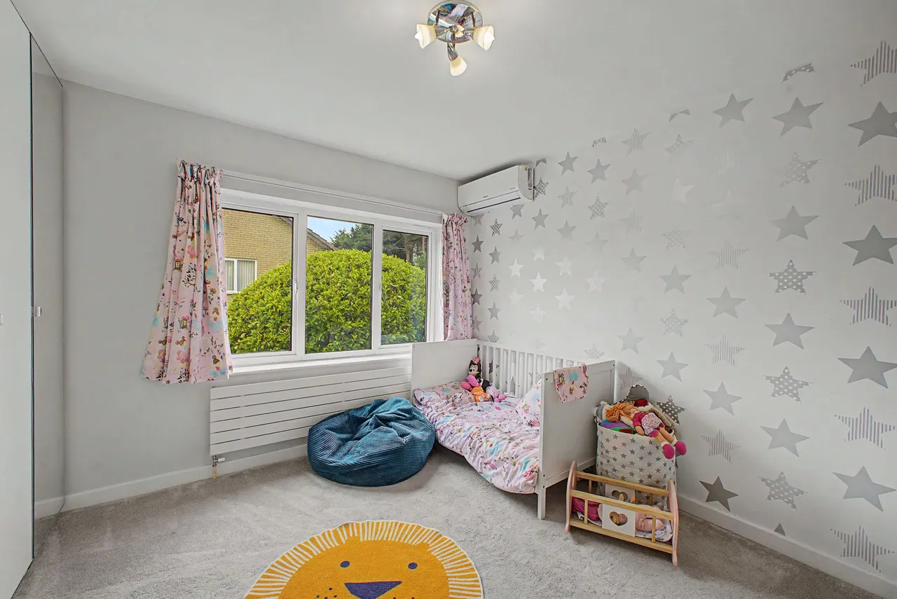 Oakwood Drive, Macclesfield, photo 17