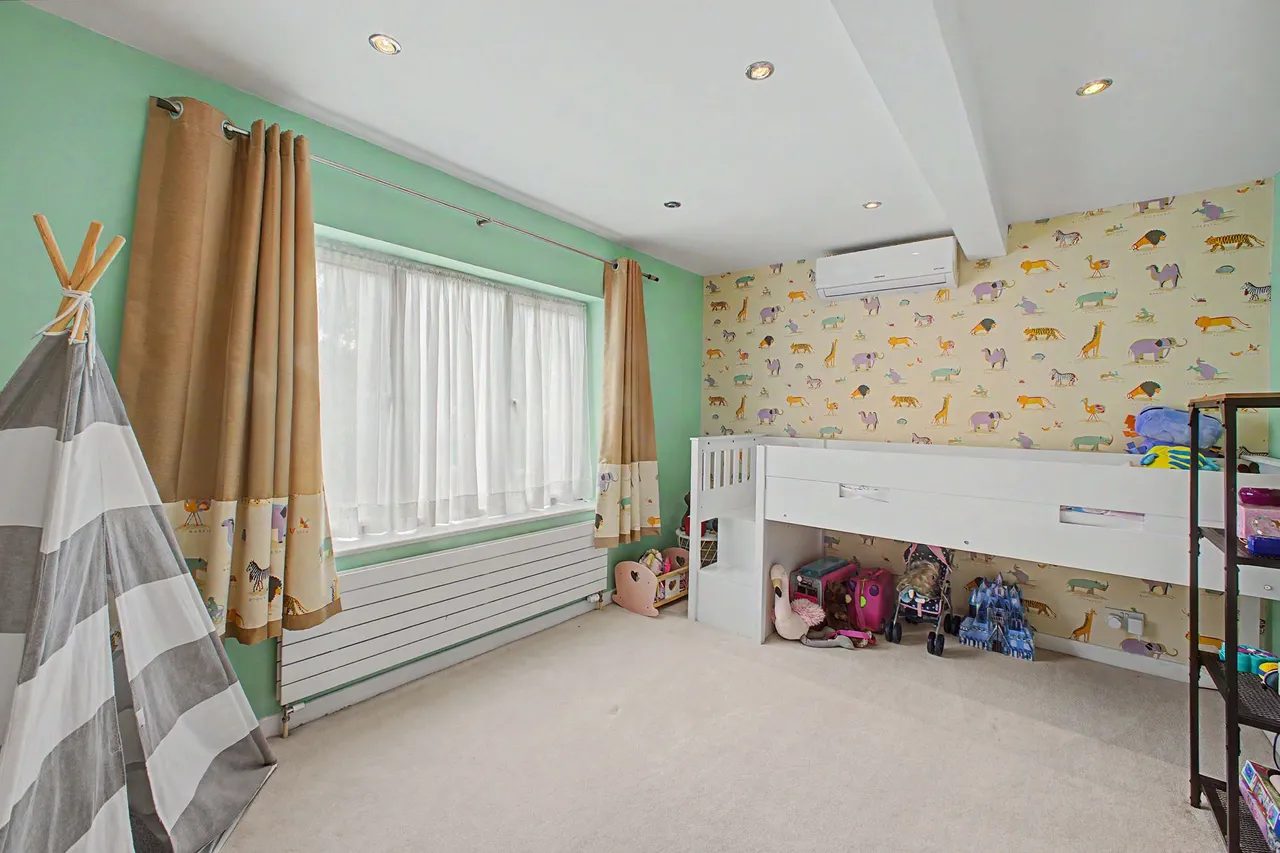Oakwood Drive, Macclesfield, photo 15