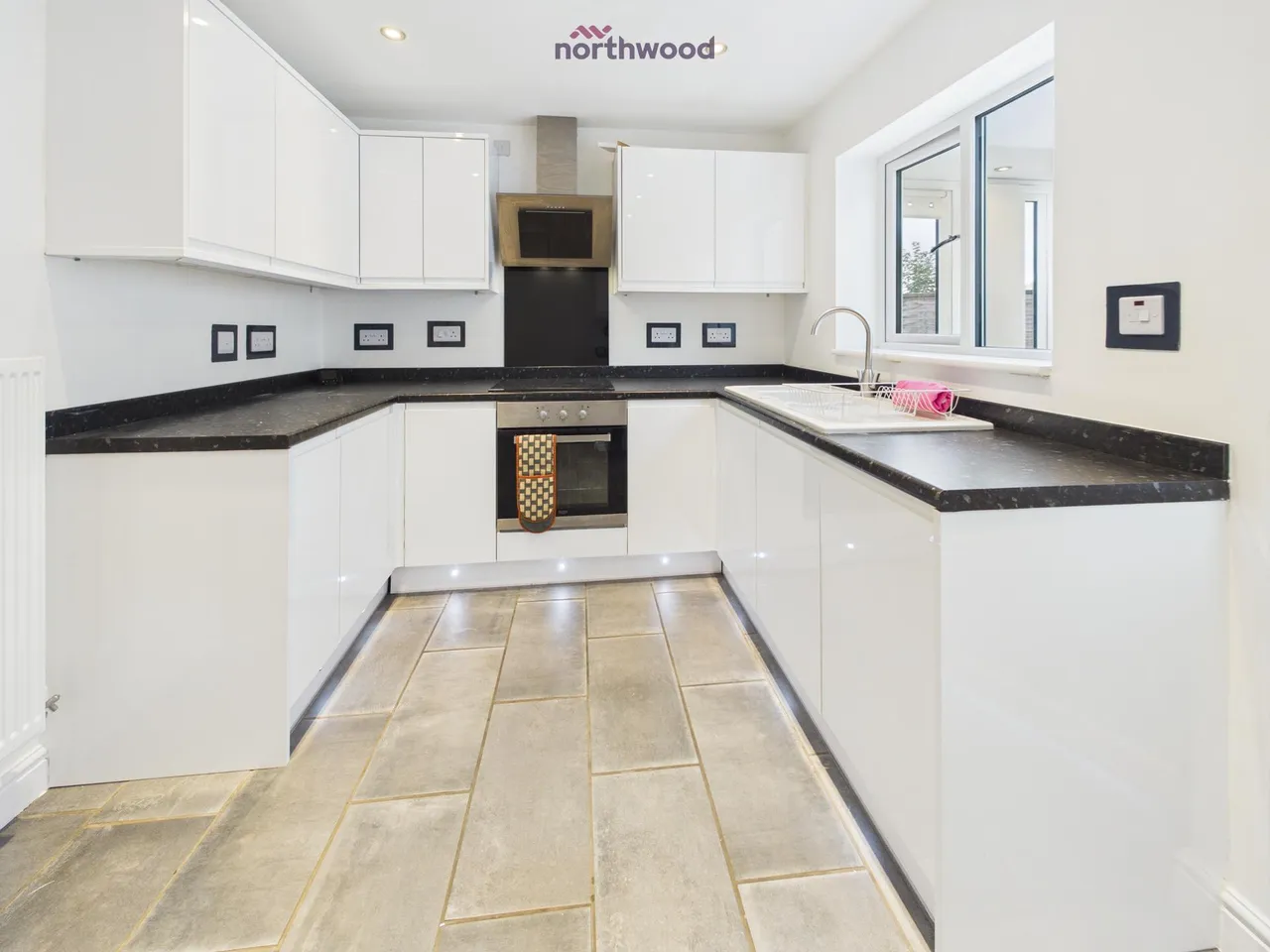 Wheatsheaf Mews, Gwersyllt, LL11, photo 7