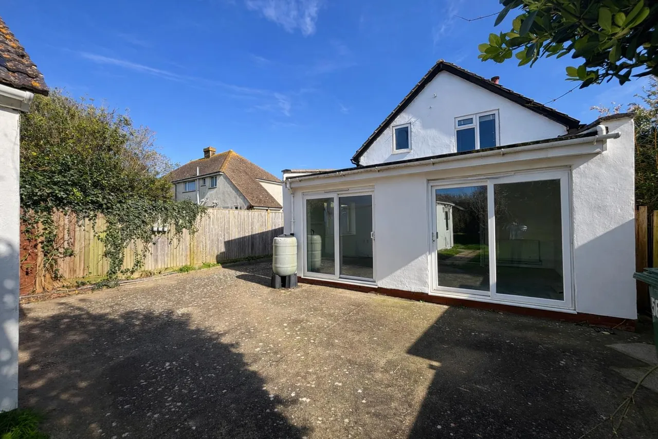Telscombe Cliffs Way, Telscombe Cliffs, photo 20