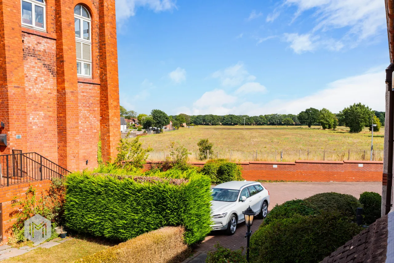 Newland Mews, Culcheth, Warrington, WA3 4EN, photo 4