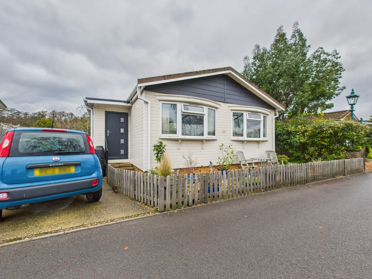 2 bed park home for sale — Ravenswing Park, Tadley, RG7
