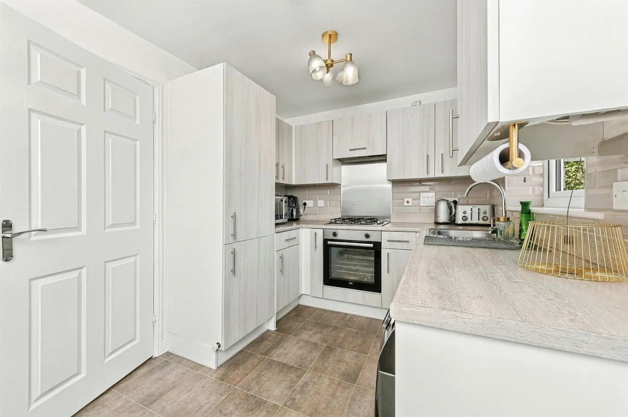 Thimble Lane, Bradford, BD7, photo 5