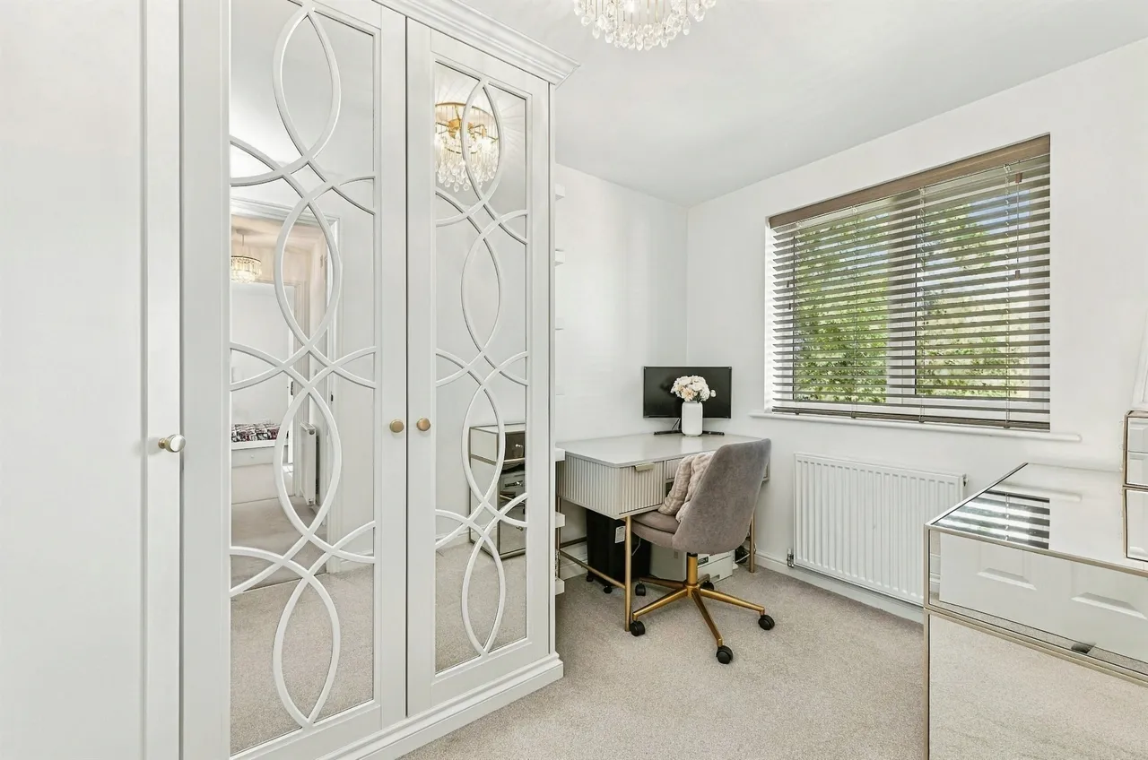Thimble Lane, Bradford, BD7, photo 10