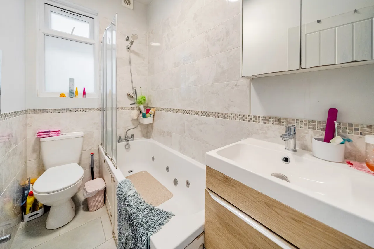 Kingscourt Road, Streatham Hill, SW16, photo 6