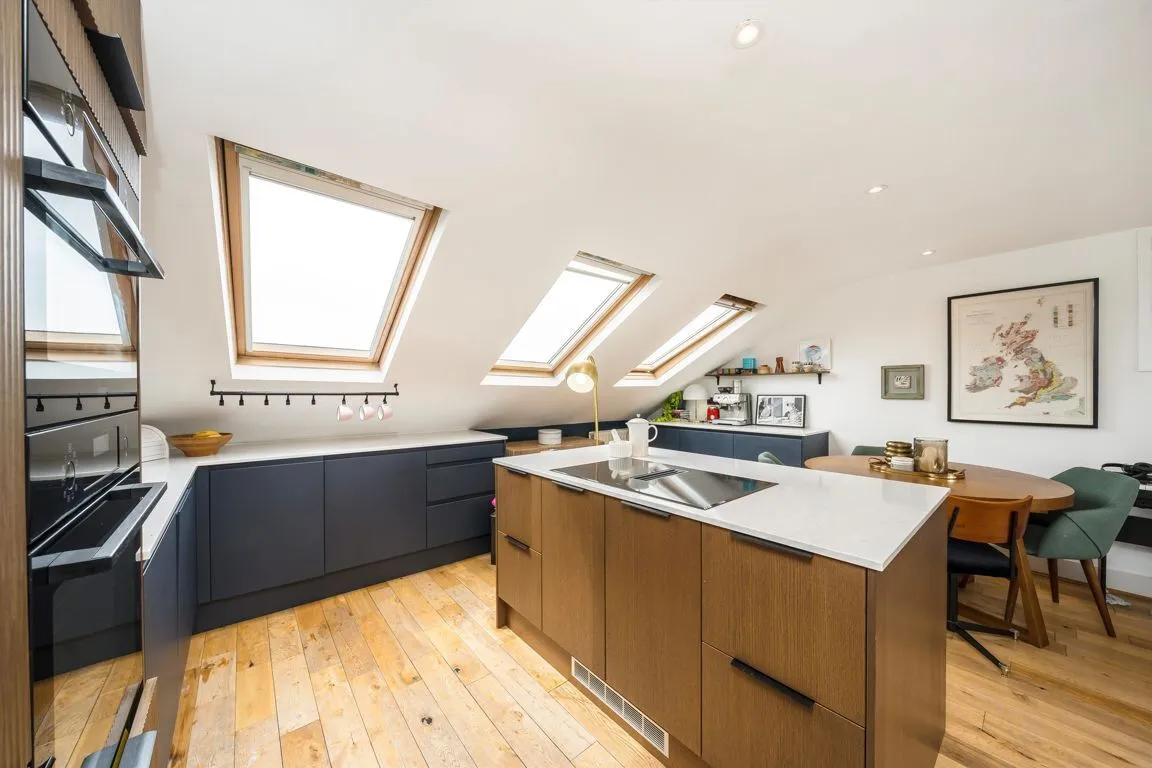Endlesham Road, SW12, photo 4
