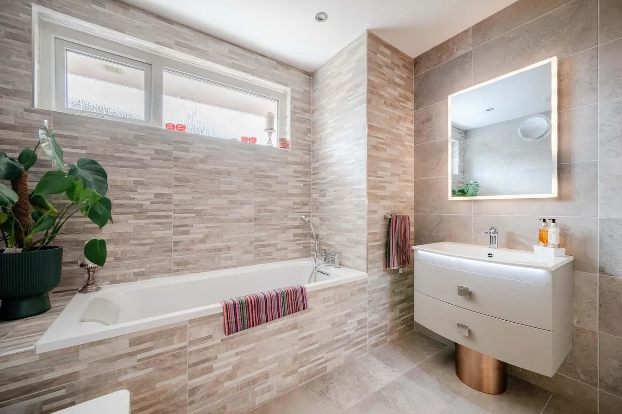 Deanfield, bangor, BT19, photo 18