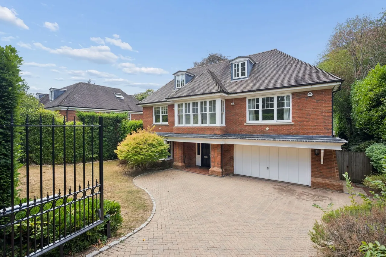 6 bed house for sale — School Lane, Seer Green, HP9