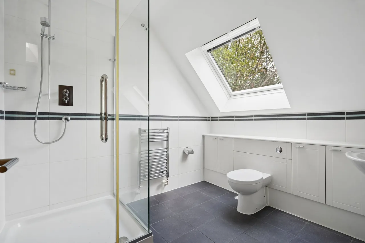 School Lane, Seer Green, HP9, photo 21