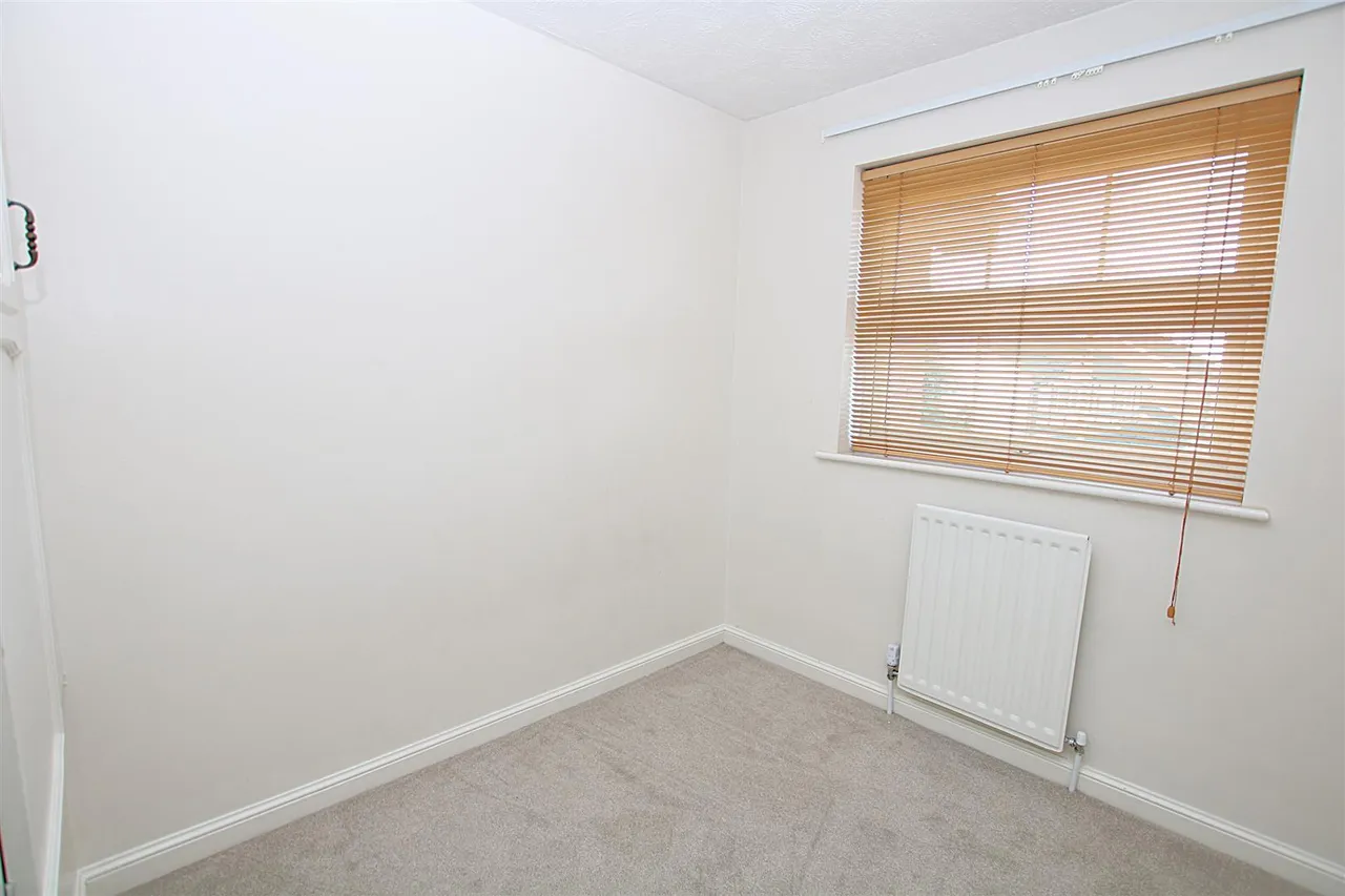 Tarragon Way, East Hunsbury, NN4, photo 11