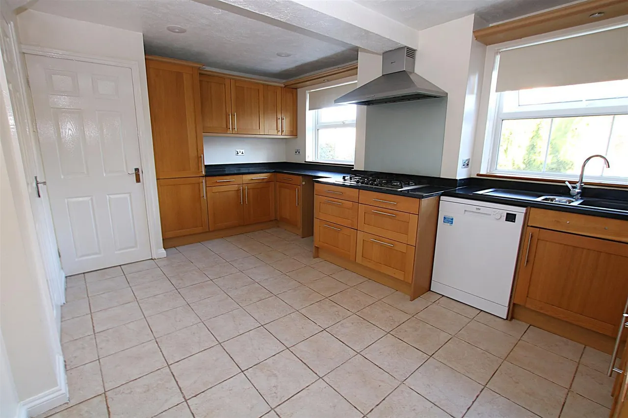 Tarragon Way, East Hunsbury, NN4, photo 5