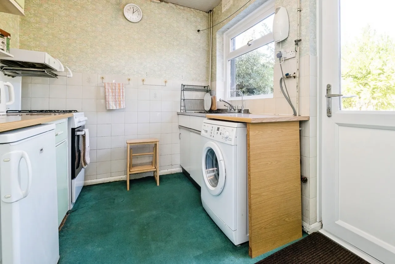 Greenfields Close, Loughton, Essex, IG10, photo 4