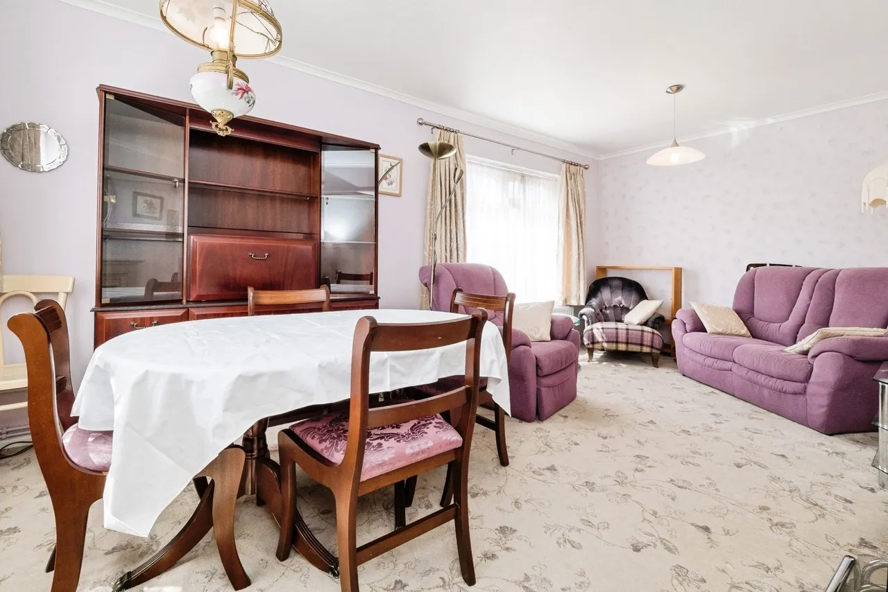 Greenfields Close, Loughton, Essex, IG10, photo 7