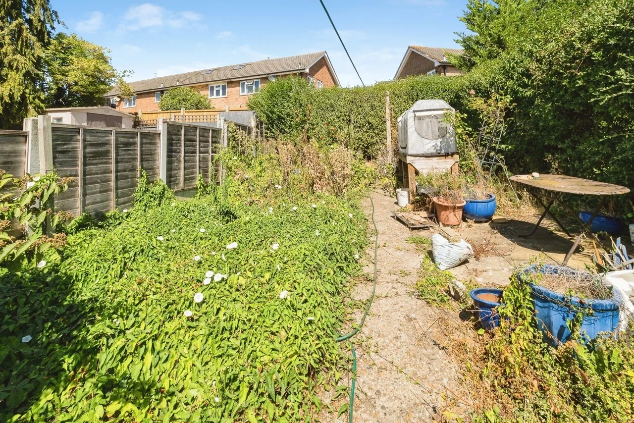 Greenfields Close, Loughton, Essex, IG10, photo 16
