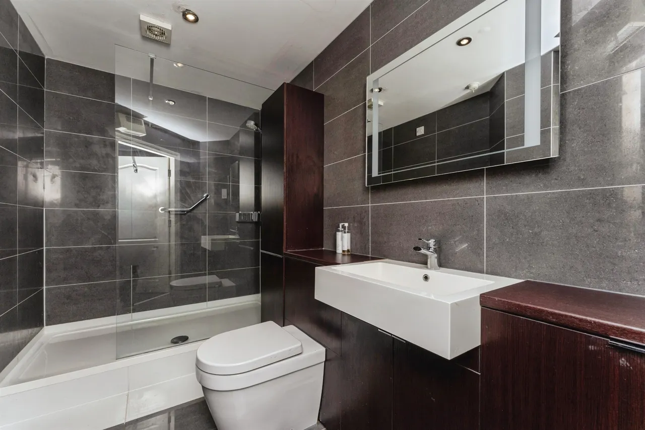 Knightsbridge Court, Chester, CH1, photo 18