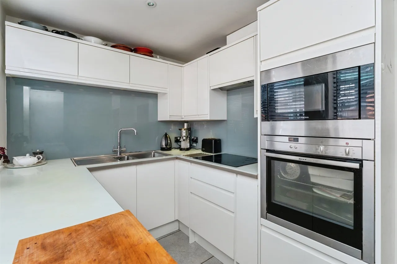 Knightsbridge Court, Chester, CH1, photo 8