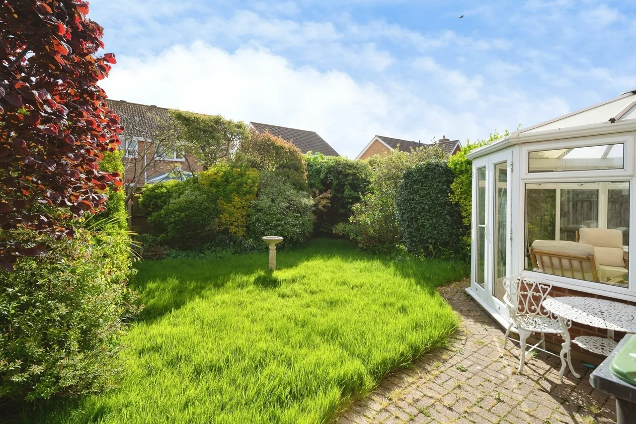 Hamfield Drive, Hayling Island, PO11, photo 14