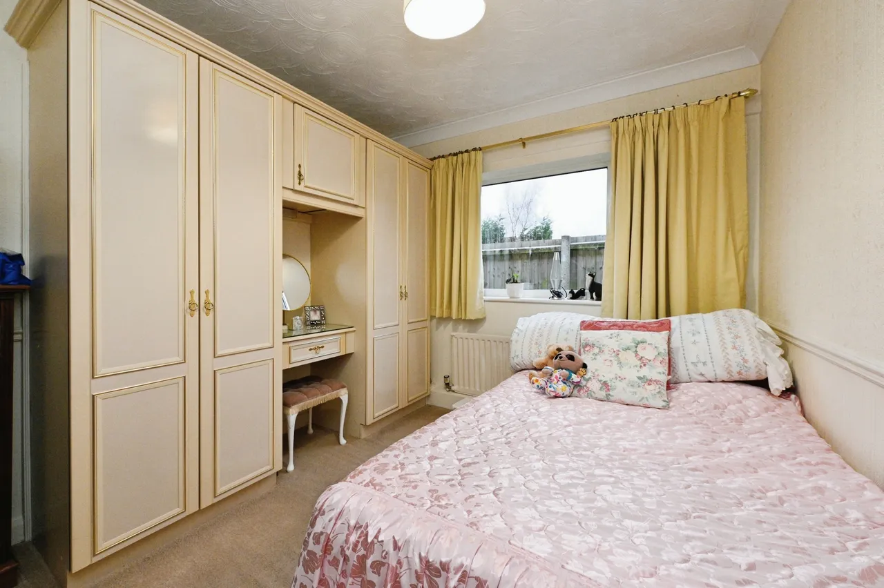 Common Close, West Winch, PE33, photo 12