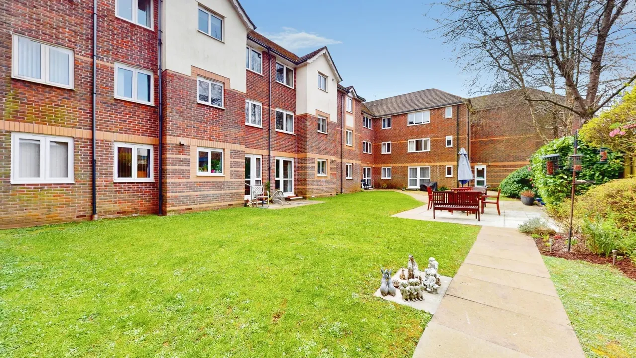 Velindre Road, Whitchurch, CF14, photo 12