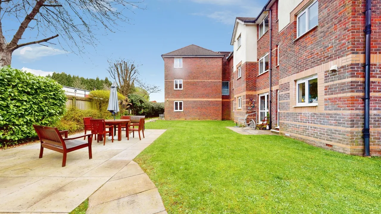 Velindre Road, Whitchurch, CF14, photo 11
