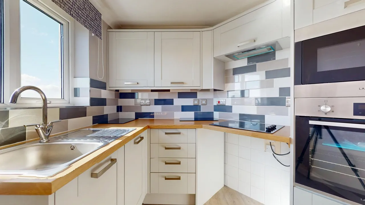 Velindre Road, Whitchurch, CF14, photo 4
