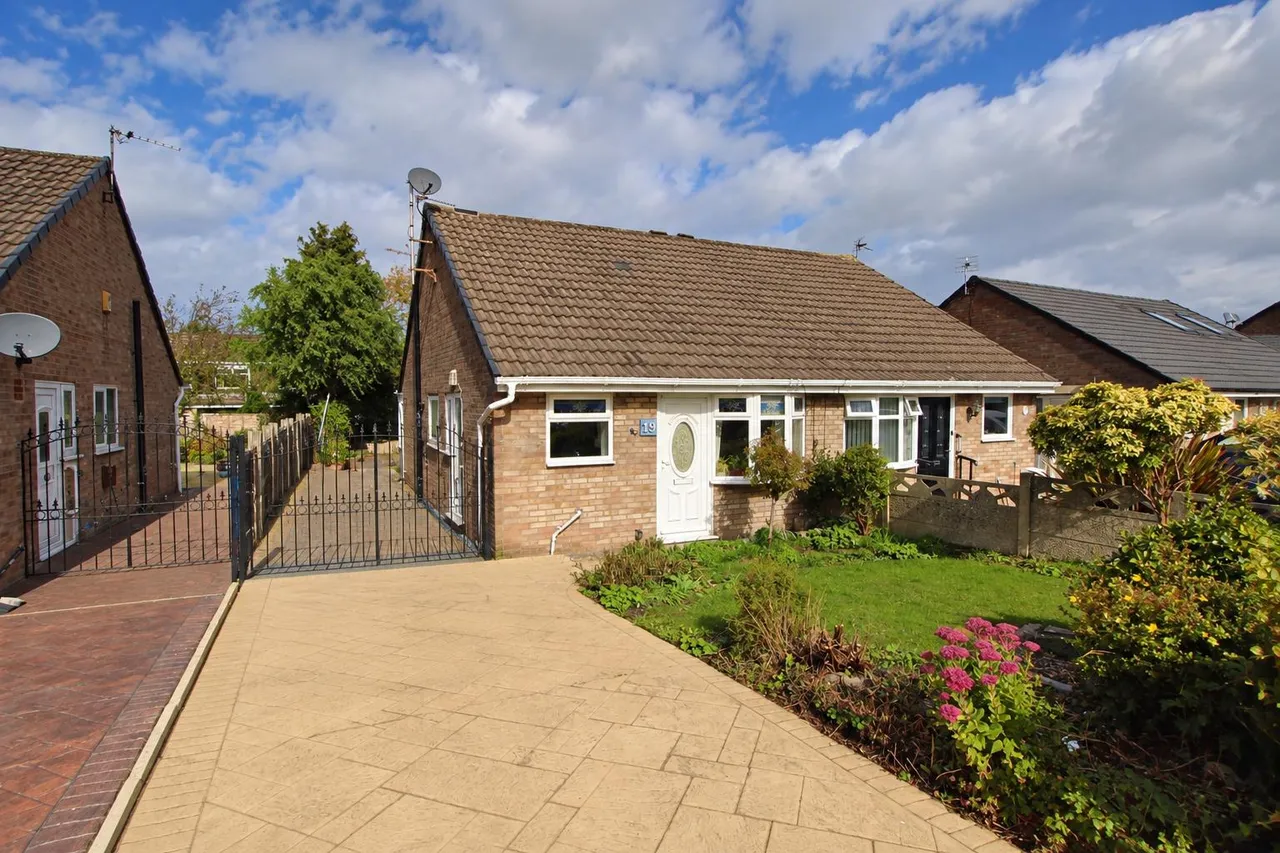 Raithby Drive, Wigan, WN3, photo 3