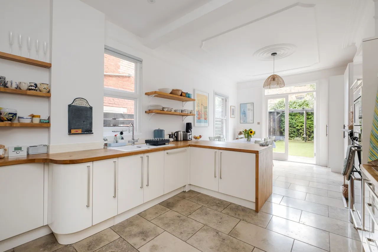 Victoria Road, London, N22, photo 9