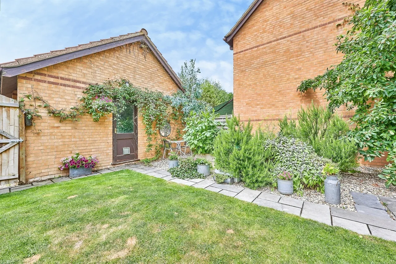 Bartholomew Close, Saffron Walden, CB10, photo 14