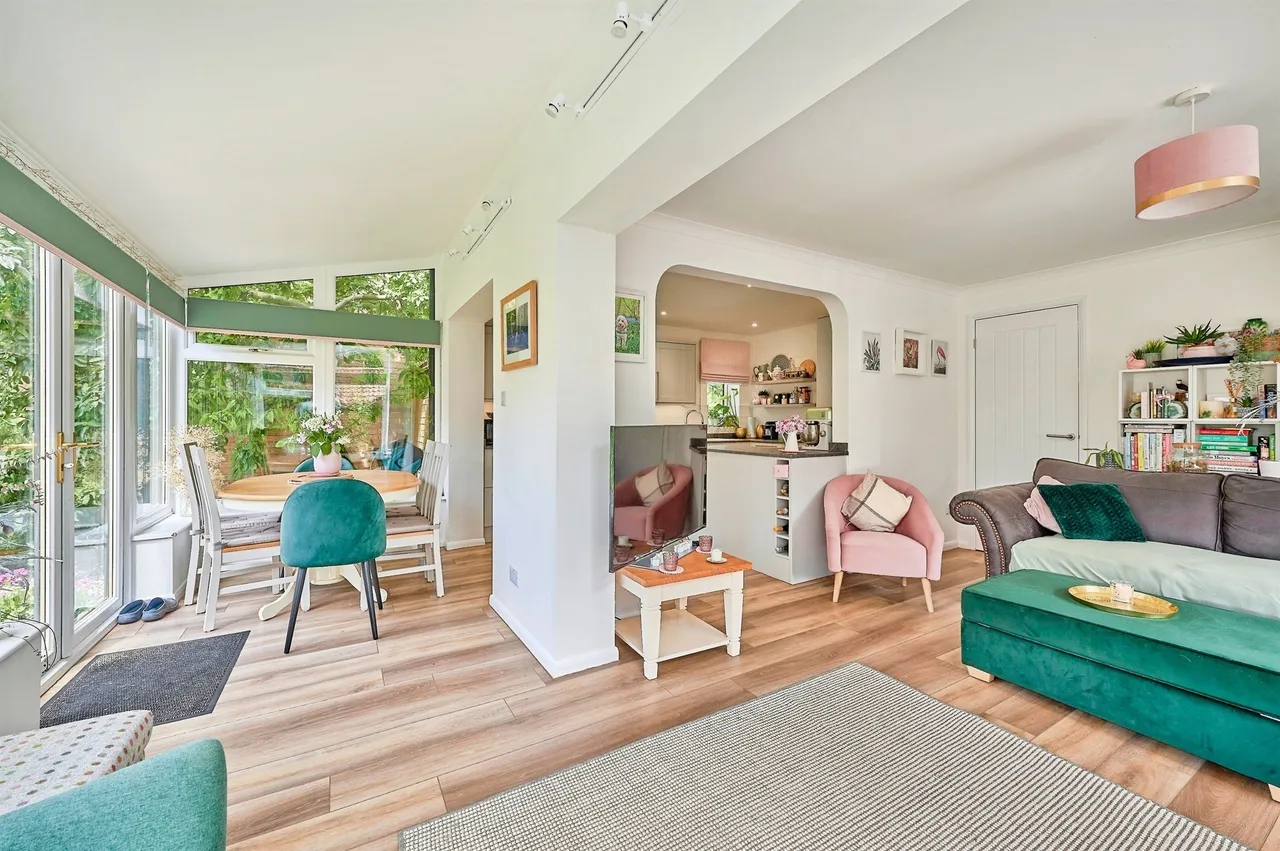 Bartholomew Close, Saffron Walden, CB10, photo 6