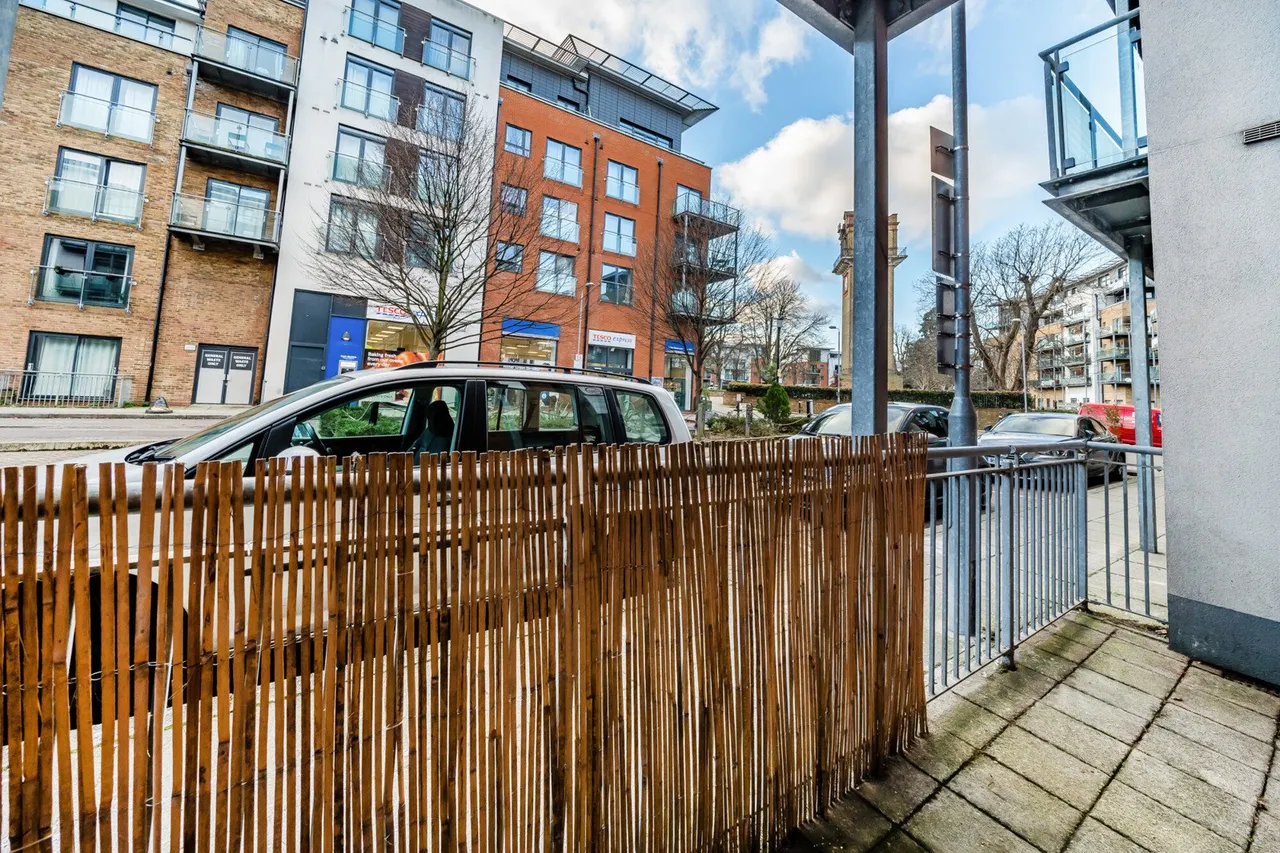 Desvignes Drive, SE13, photo 18