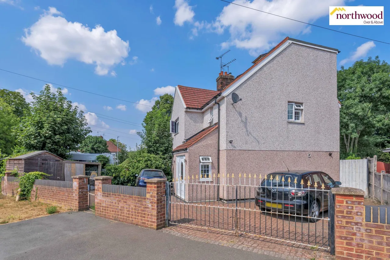 The Harebreaks, Watford, WD24, photo 17