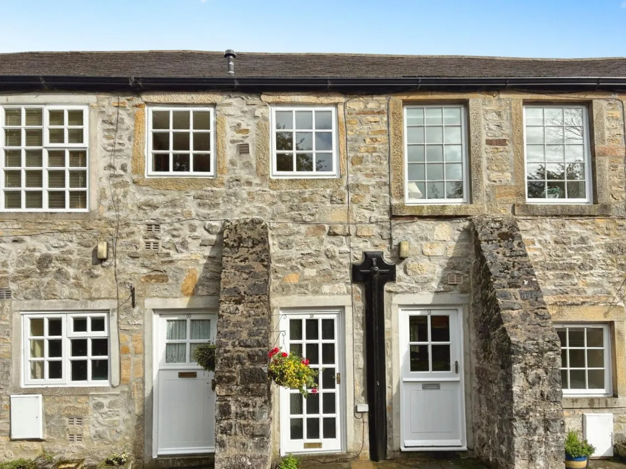 Riverside Walk, Airton, BD23, photo 4