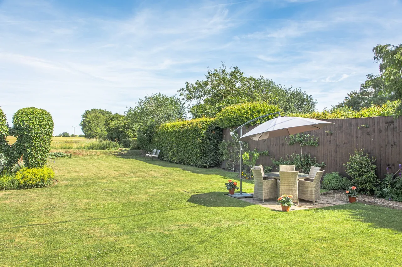 Semi-Detached Character Cottage in Sw, photo 19