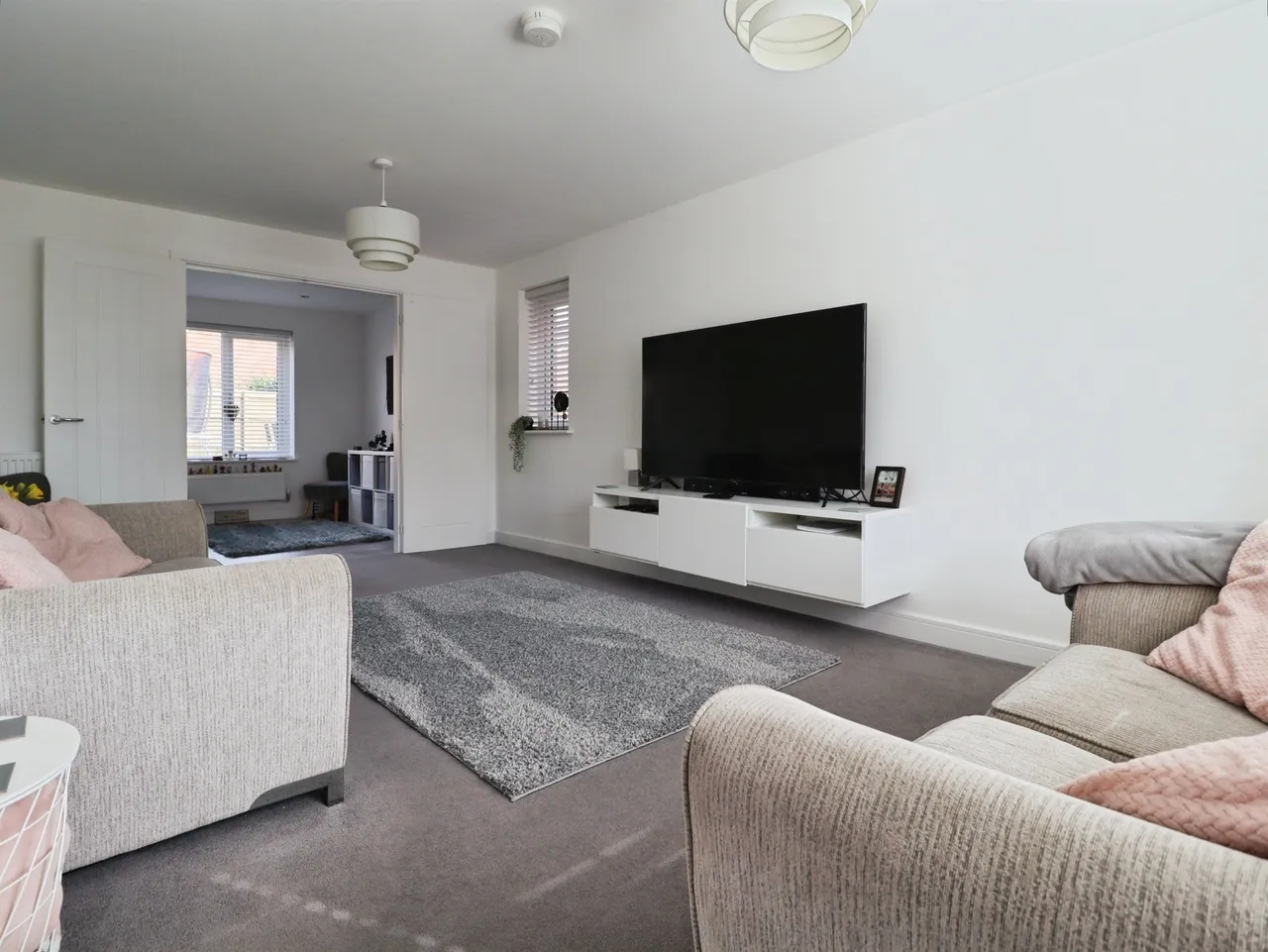 Railway Road, Rhoose, Barry, photo 7