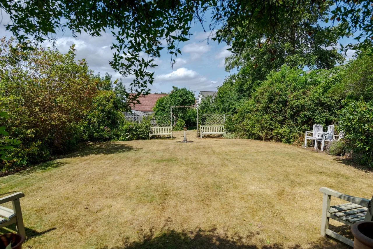 Western Road, Hagley, photo 45