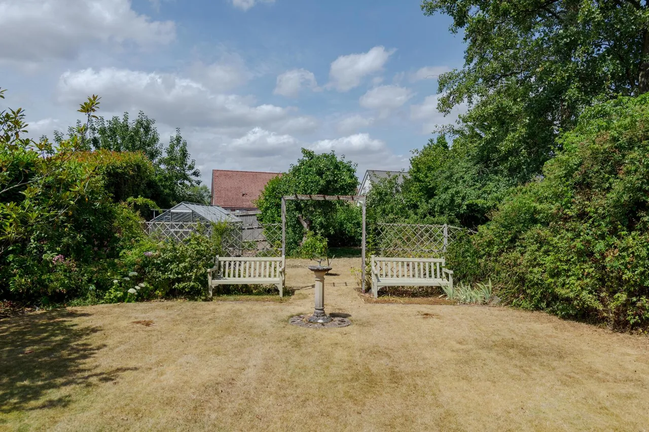 Western Road, Hagley, photo 47