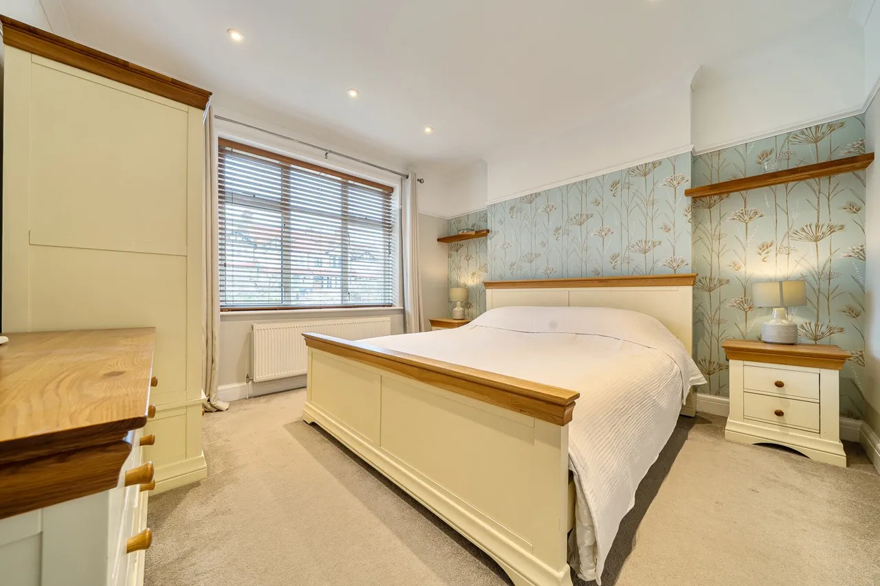 Ross Road, SE25, photo 13