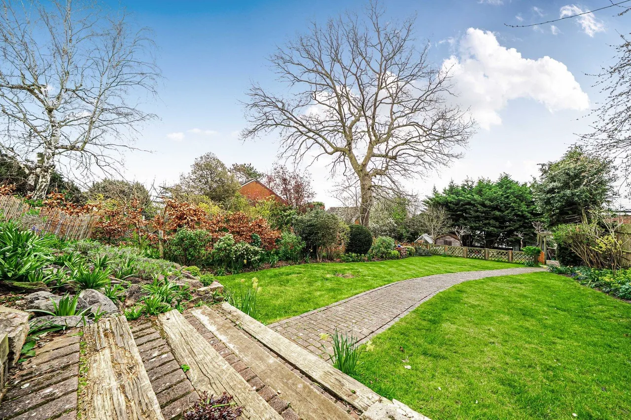 Ross Road, SE25, photo 4
