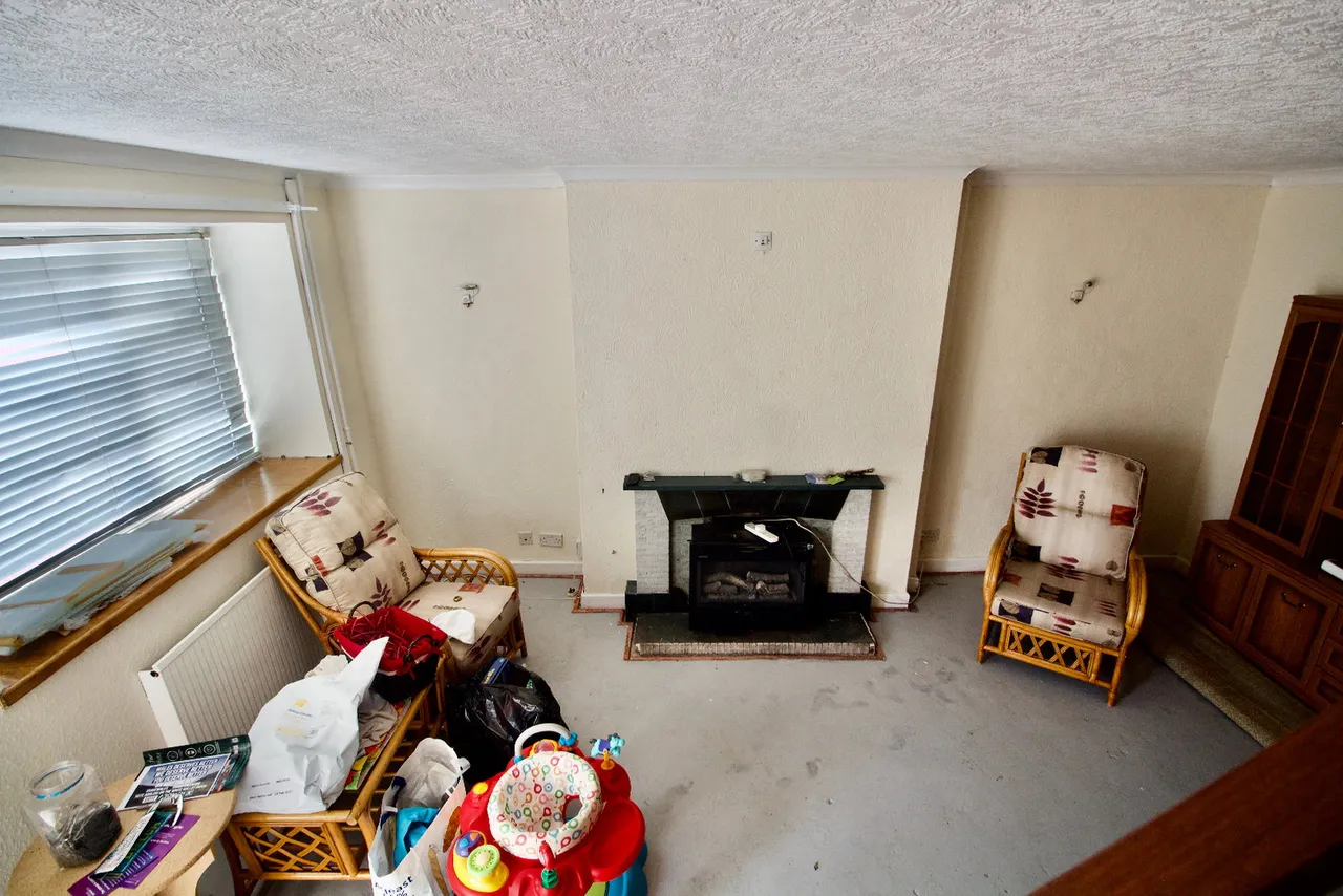 Former Gors Bach Bakery and House, Cwm Y Glo, photo 6