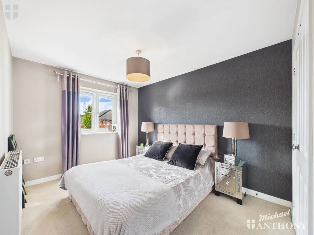Morello Close, Aylesbury, HP18, photo 4
