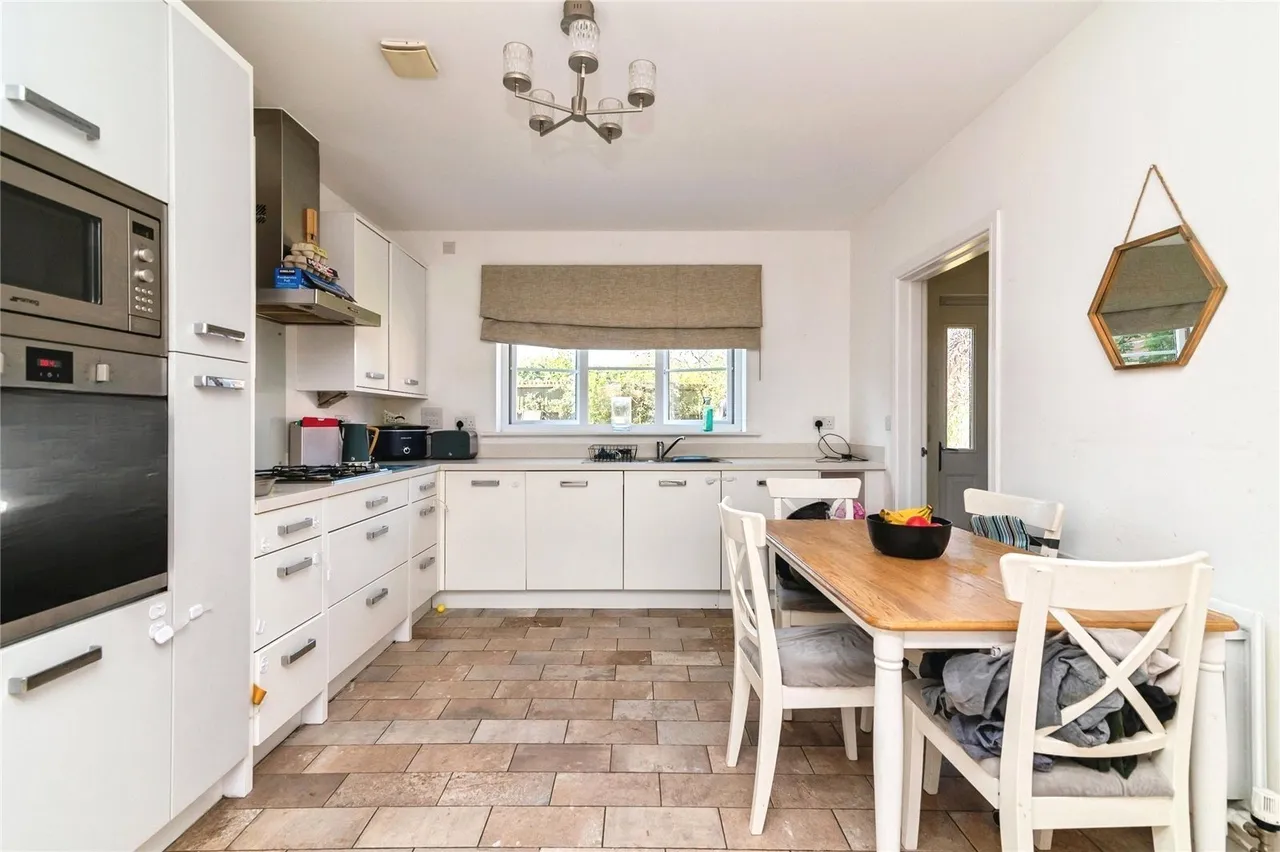 Calder Gardens, Bingham, NG13, photo 5
