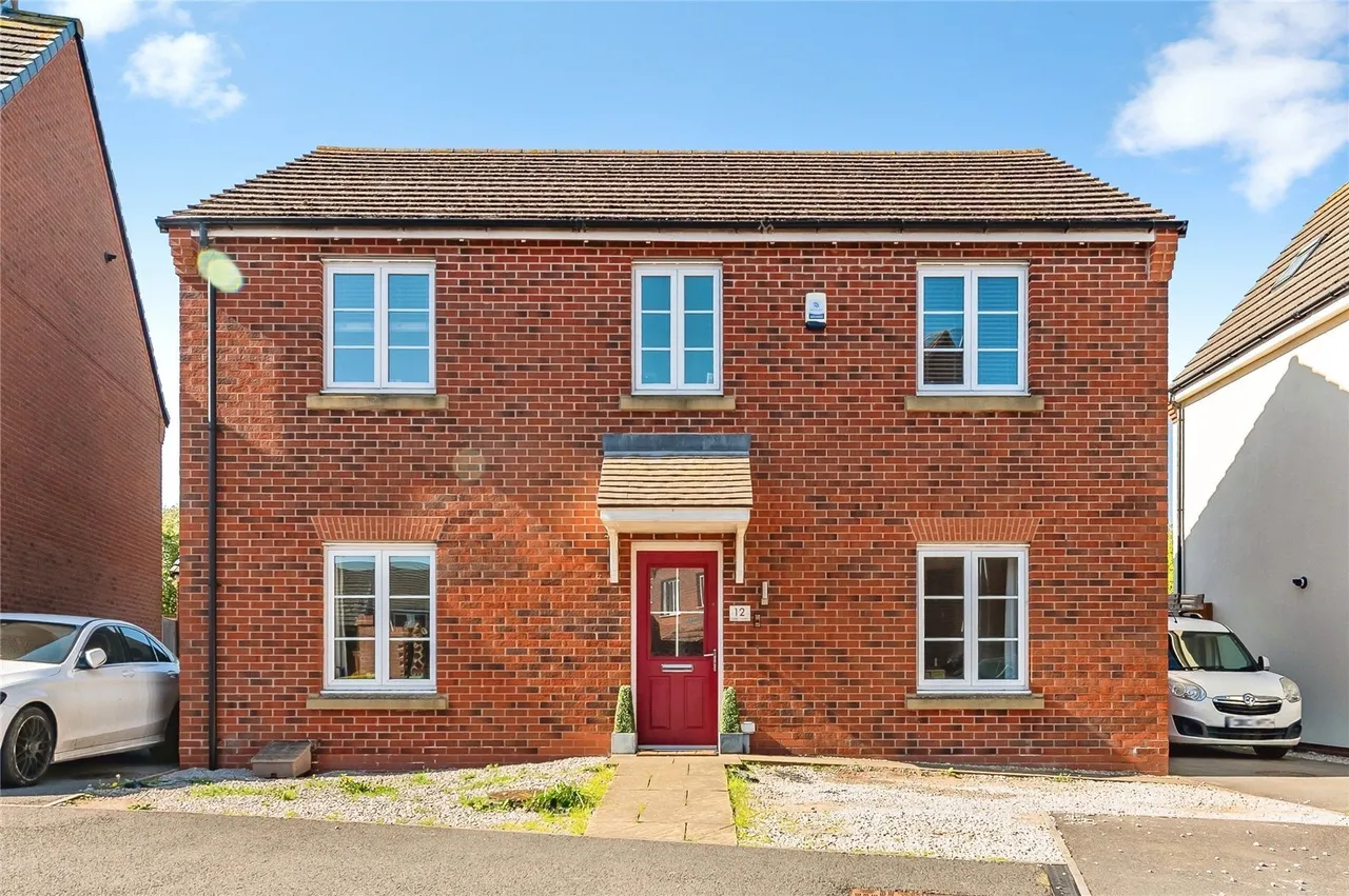Calder Gardens, Bingham, NG13, photo 2