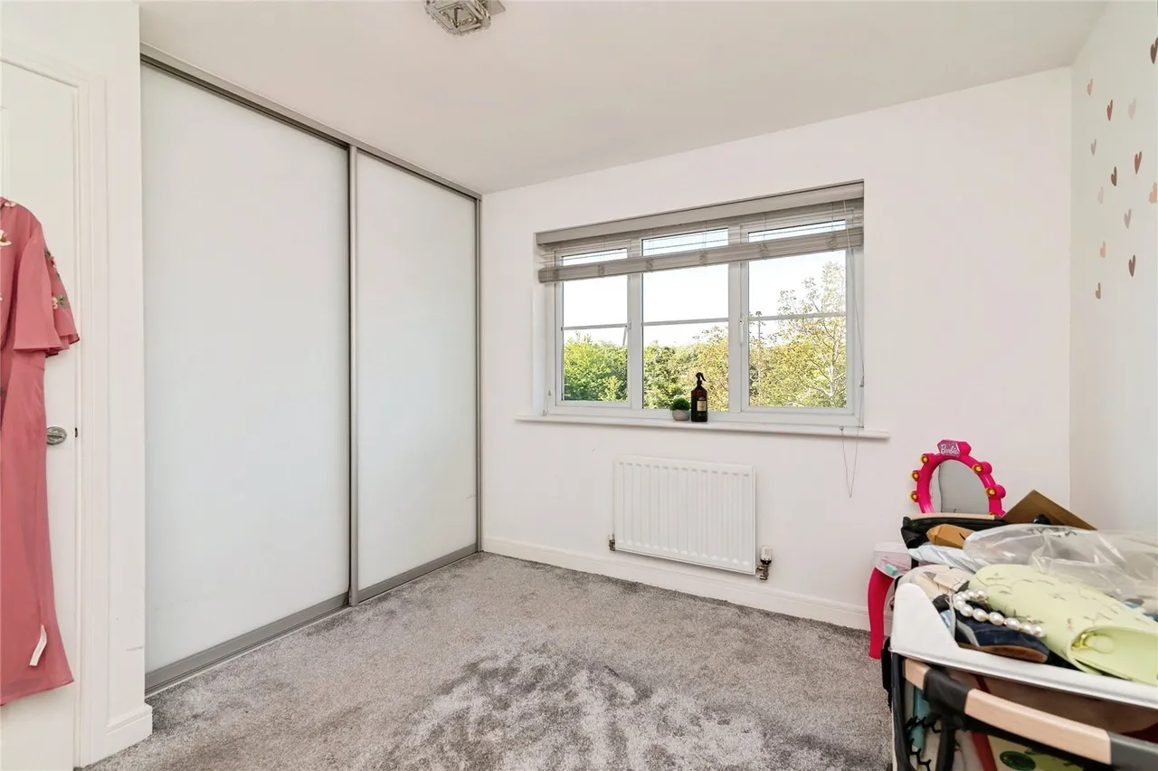 Calder Gardens, Bingham, NG13, photo 17